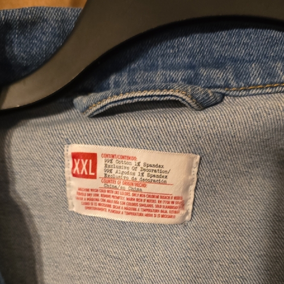 Denim Jacket with New York Graphic - Picture 4 of 4